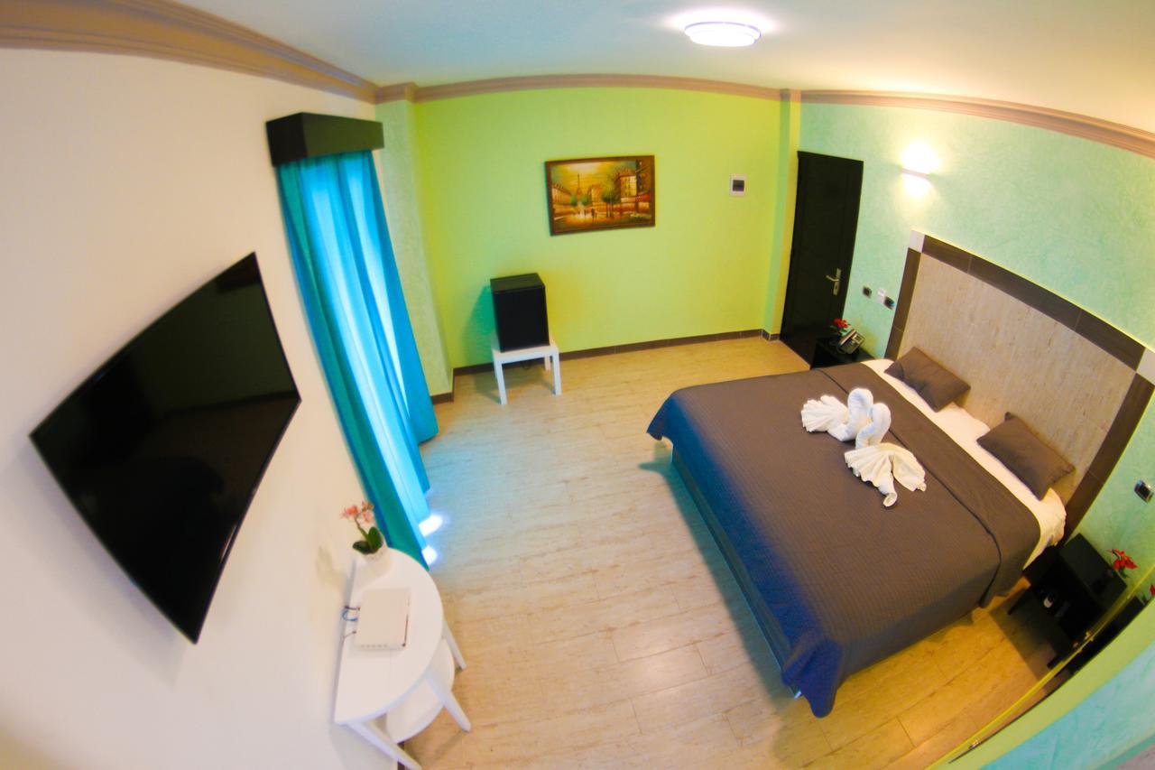 Hotel Friohot Boca Chica Esterno foto